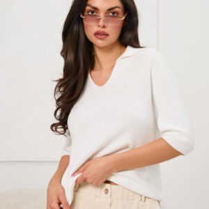 Baltos spalvos megzta palaidinė