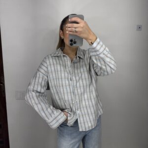 Melsvi languoti marškiniai