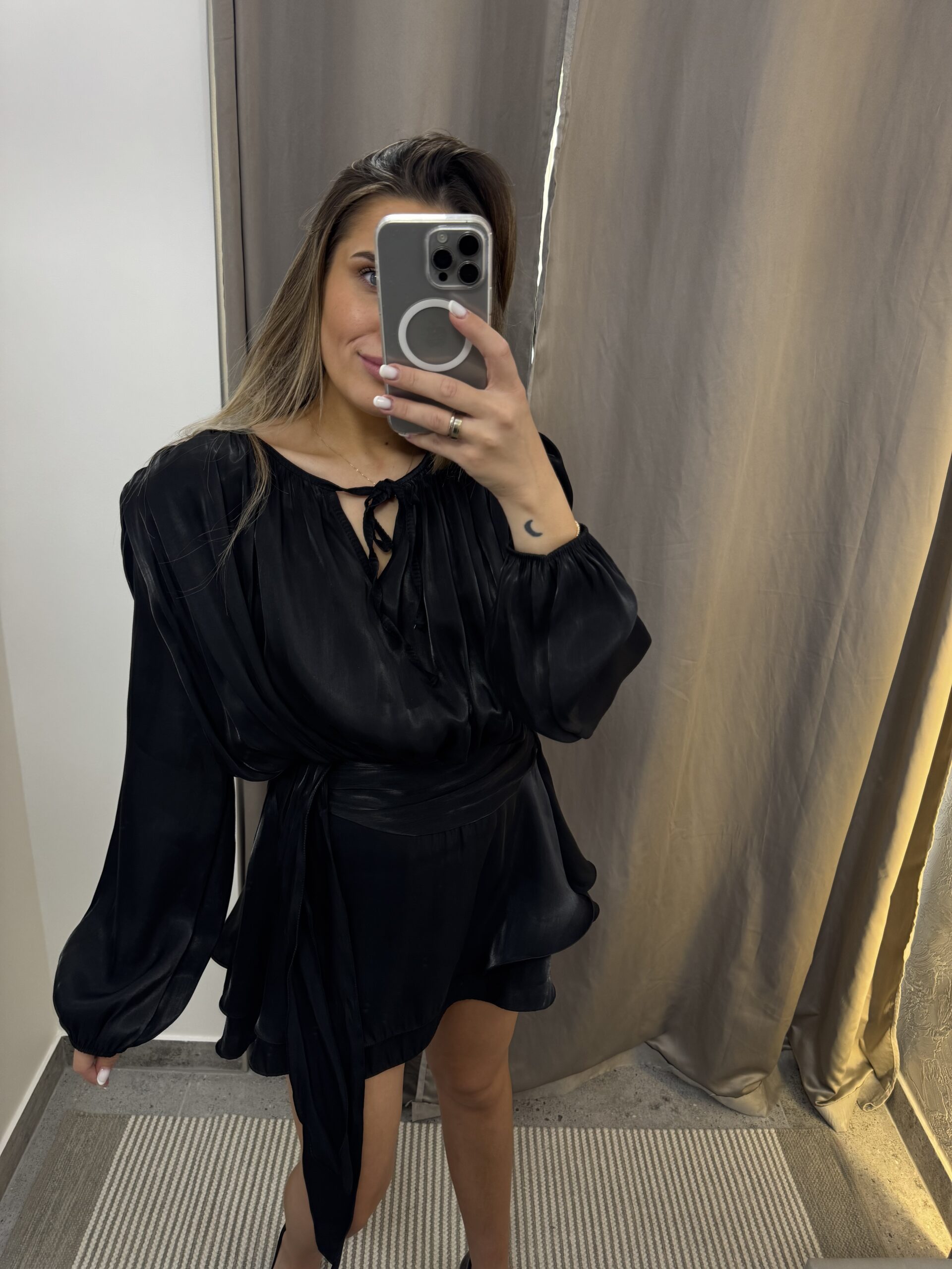 Juoda suknelė Silk - Image 3