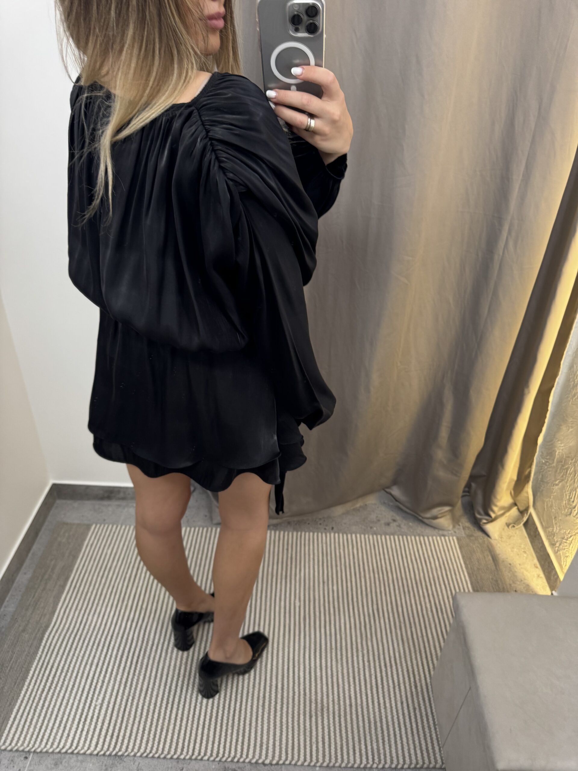 Juoda suknelė Silk - Image 4
